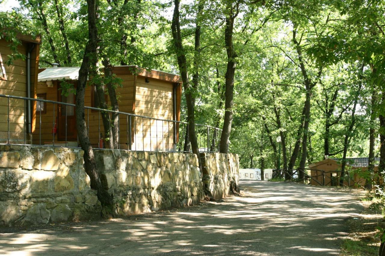 Hu Firenze Certosa Camping In Town อิมปรูเนตา ภายนอก รูปภาพ